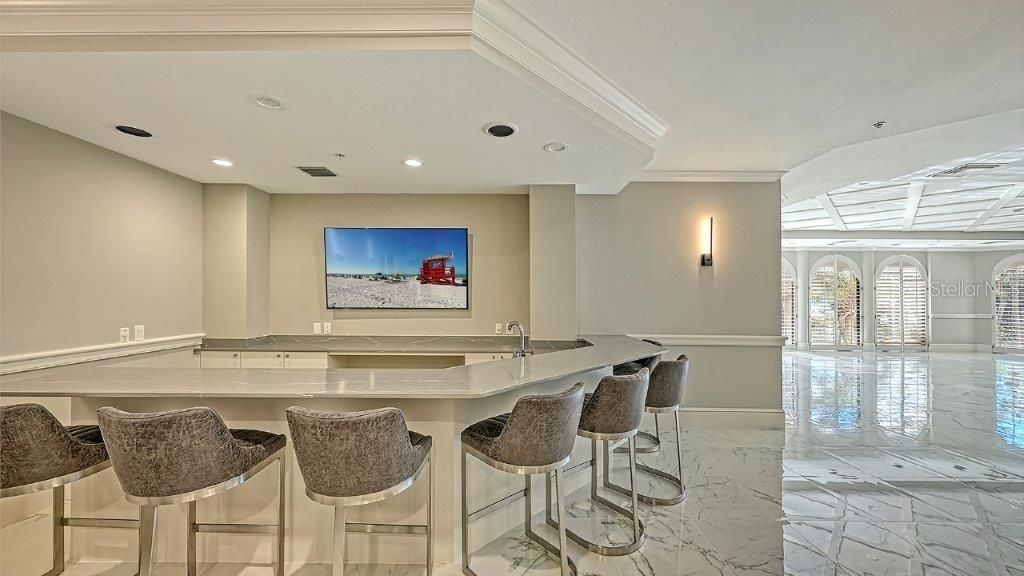 435 L Ambiance Drive, Unit L807, Longboat Key, FL 34228 Photo