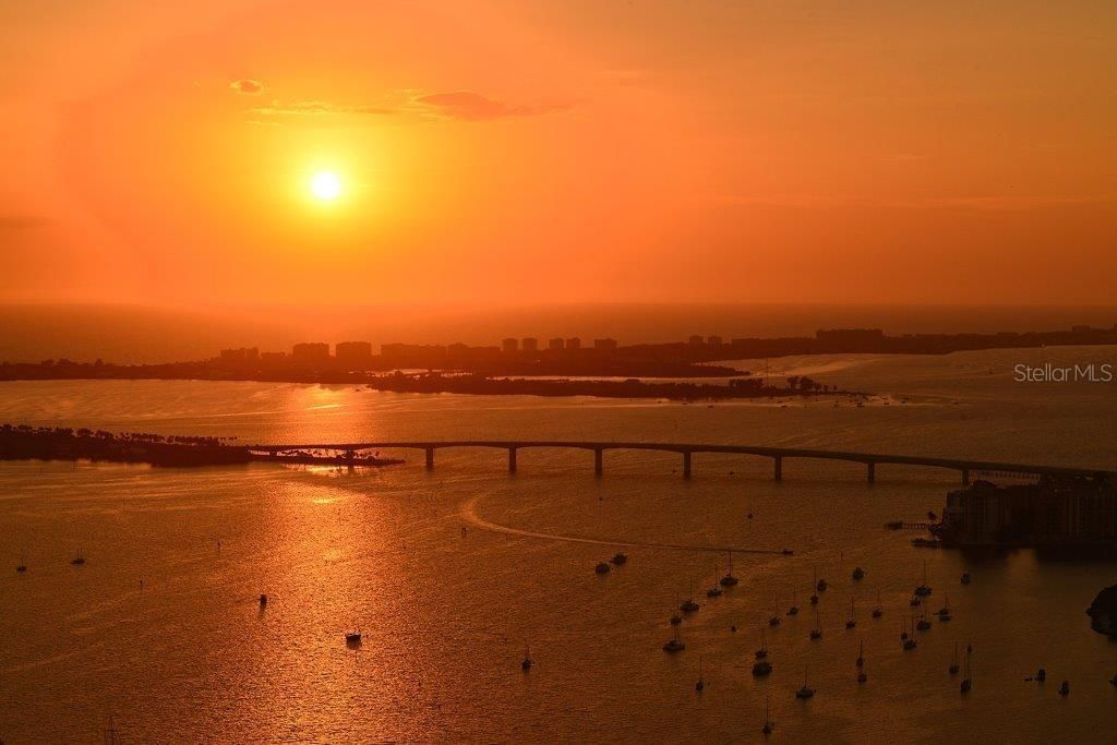 435 L Ambiance Drive, Unit L807, Longboat Key, FL 34228 Photo