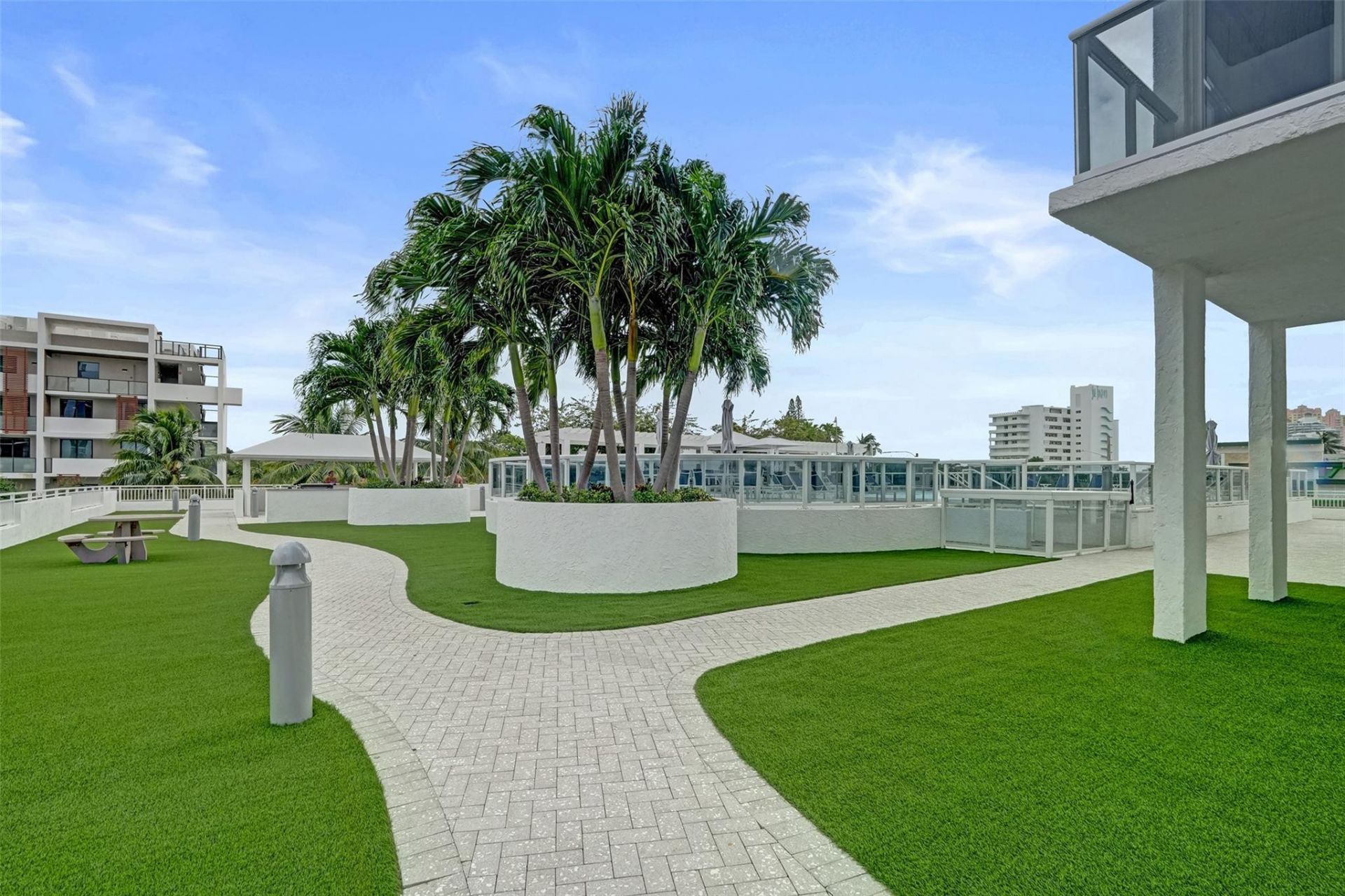 3015 N Ocean Boulevard, Unit 15J, Fort Lauderdale, FL 33308 Photo