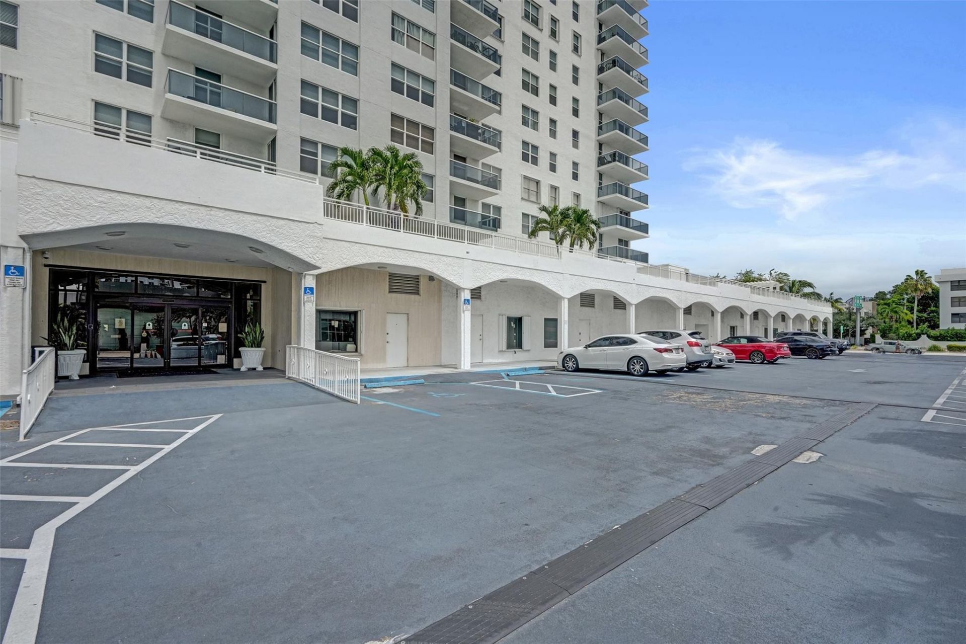 3015 N Ocean Boulevard, Unit 15J, Fort Lauderdale, FL 33308 Photo