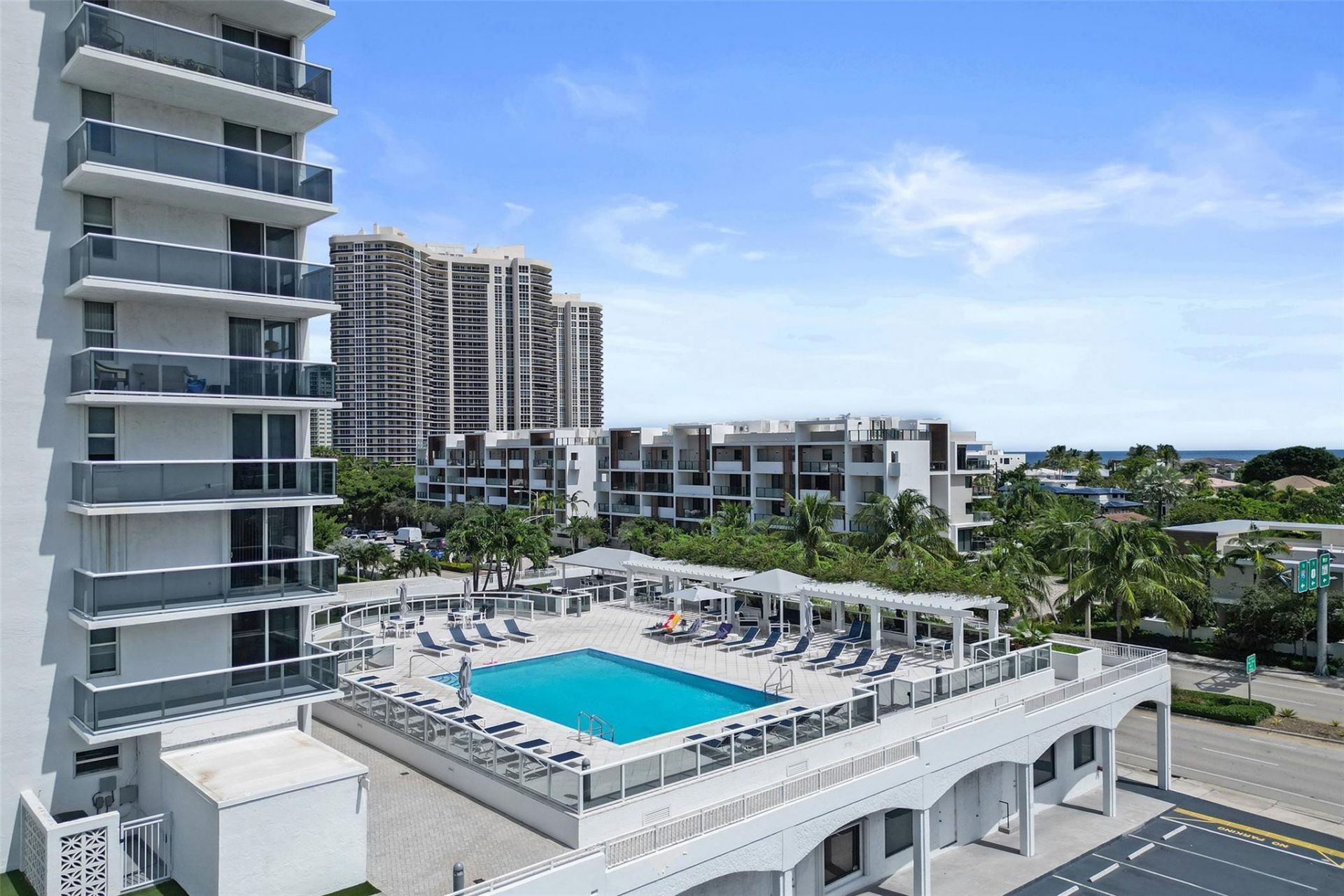 3015 N Ocean Boulevard, Unit 15J, Fort Lauderdale, FL 33308 Photo
