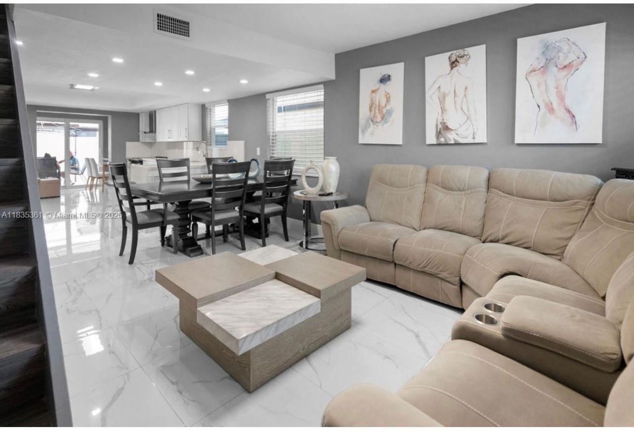 1158 W 41st St, Unit 87, Hialeah, FL 33012 Photo