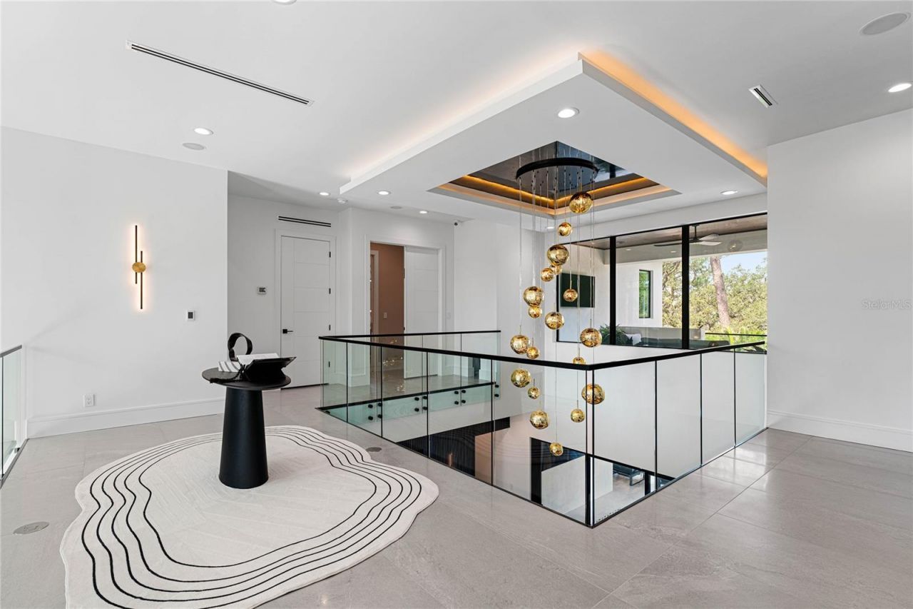 5002 W Poe Avenue, Tampa, FL 33629 Photo