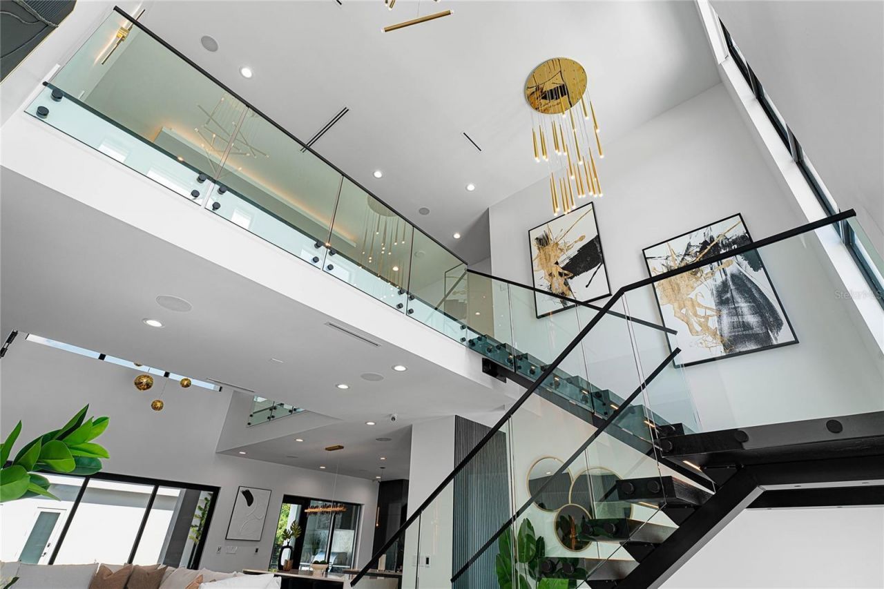 5002 W Poe Avenue, Tampa, FL 33629 Photo