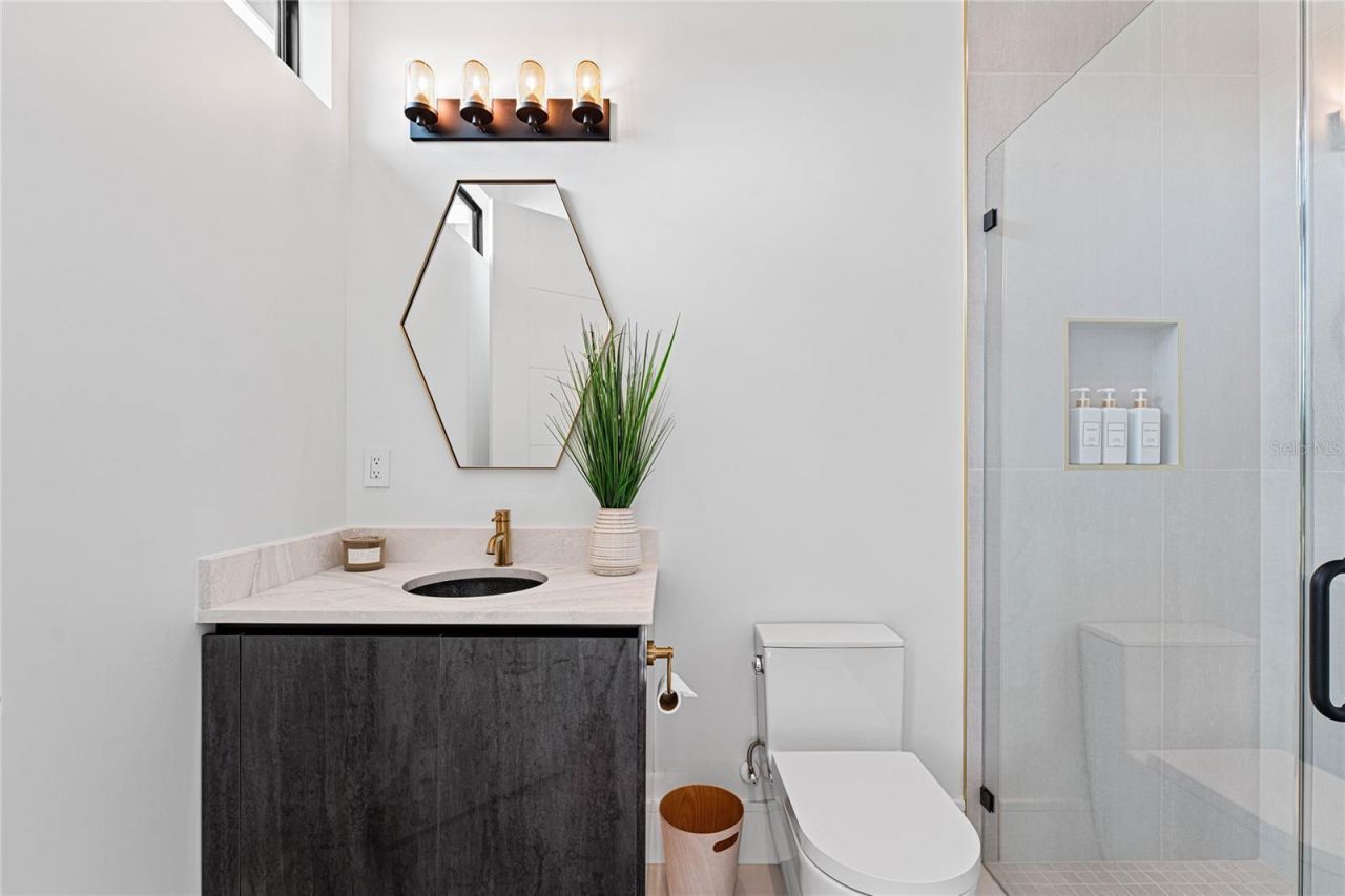 5002 W Poe Avenue, Tampa, FL 33629 Photo