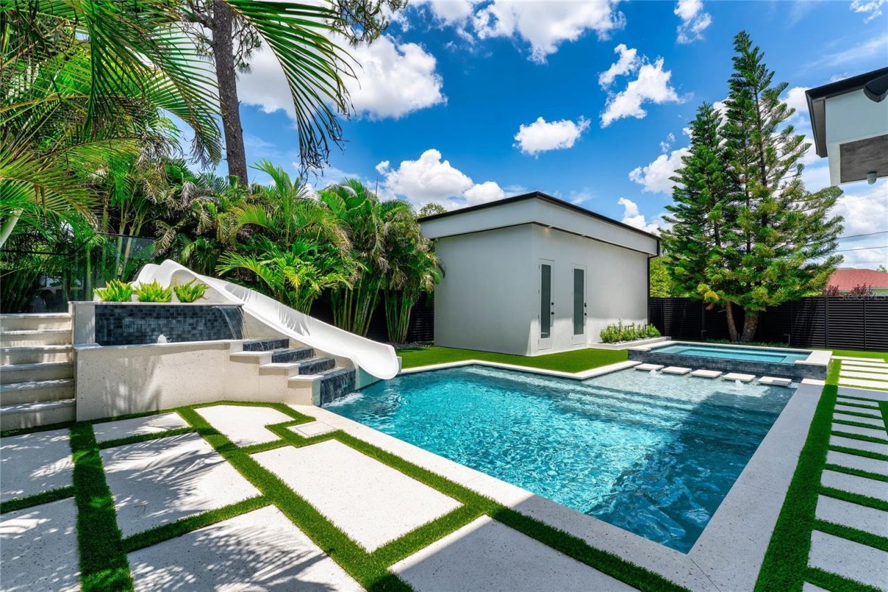 5002 W Poe Avenue, Tampa, FL 33629 Photo