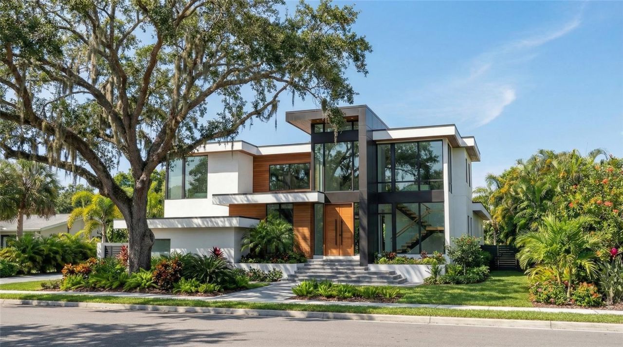 5002 W Poe Avenue, Tampa, FL 33629 Photo