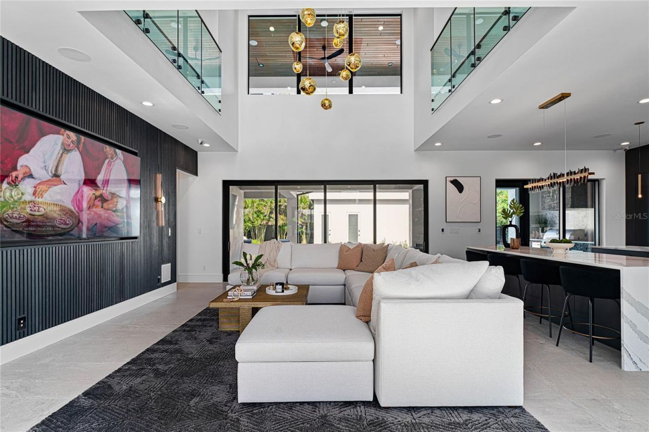 5002 W Poe Avenue, Tampa, FL 33629 Photo