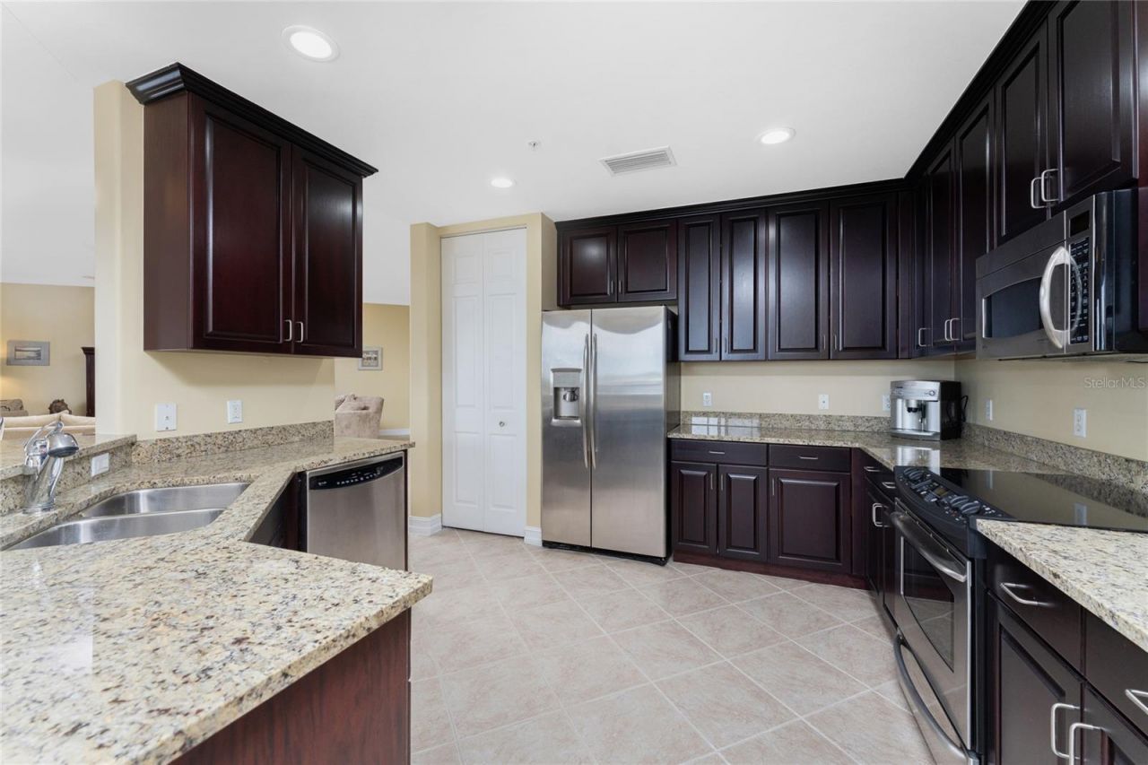 88 Vivante Boulevard, Unit 8845/405, Punta Gorda, FL 33950 Photo