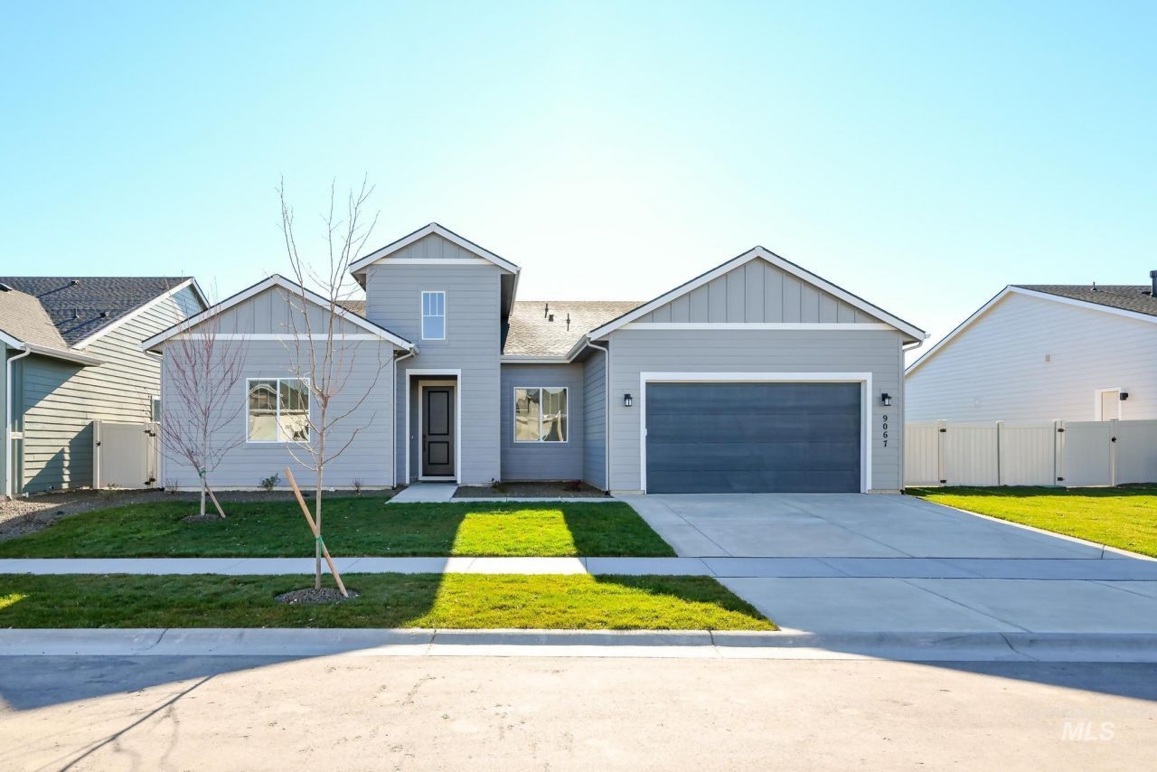 9067 W Patmore Ct, Star, ID 83669 Main Photo