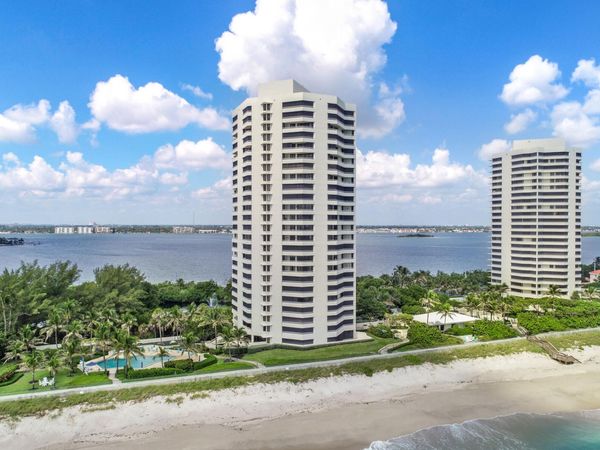 5070 N Ocean Drive, Unit 10a, Singer Island, FL 33404