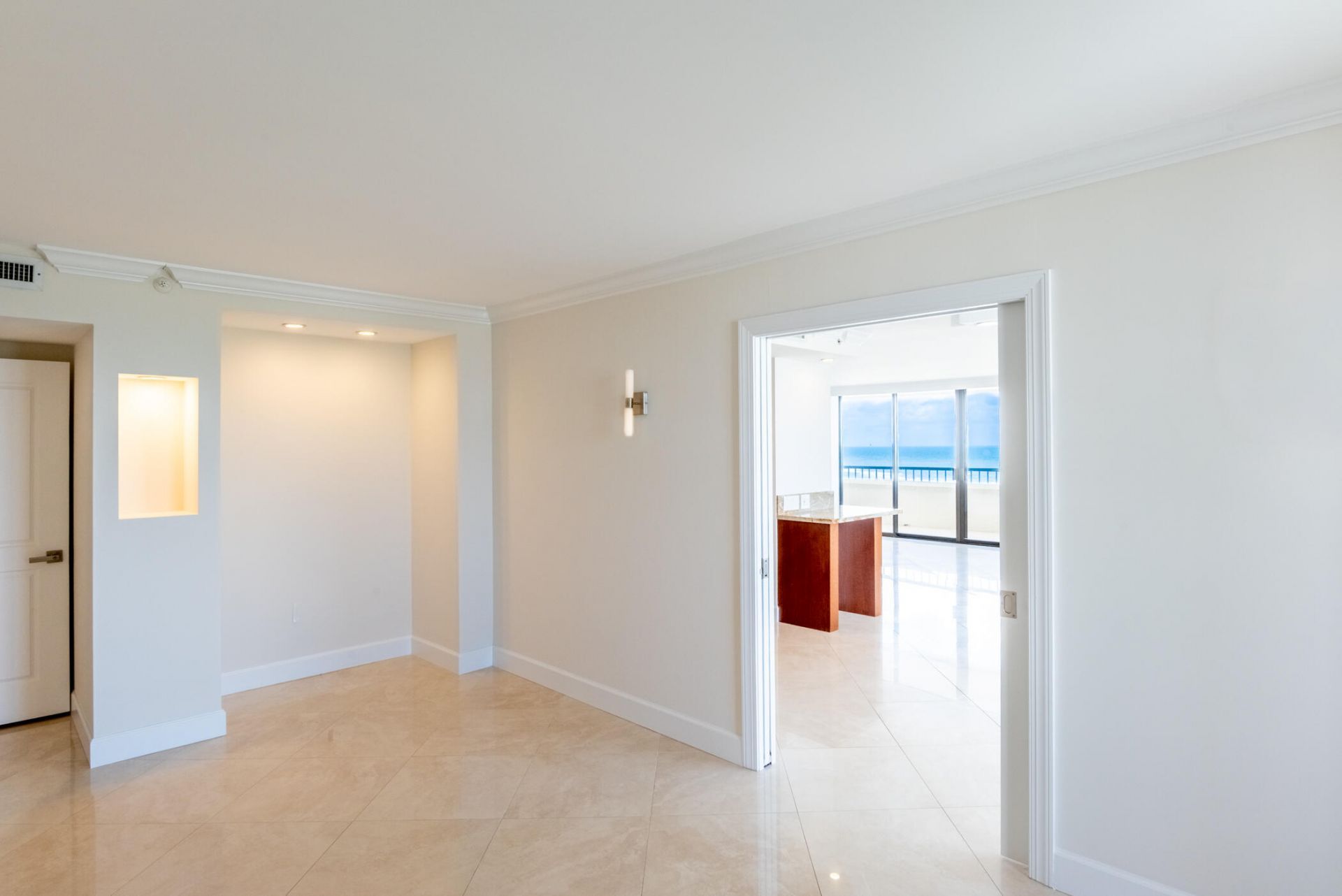 5070 N Ocean Drive, Unit 10a, Singer Island, FL 33404 Photo