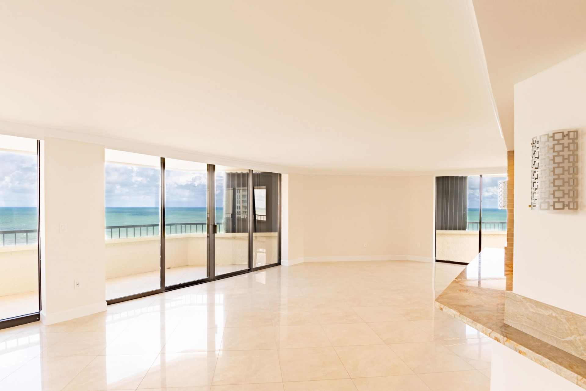 5070 N Ocean Drive, Unit 10a, Singer Island, FL 33404 Photo
