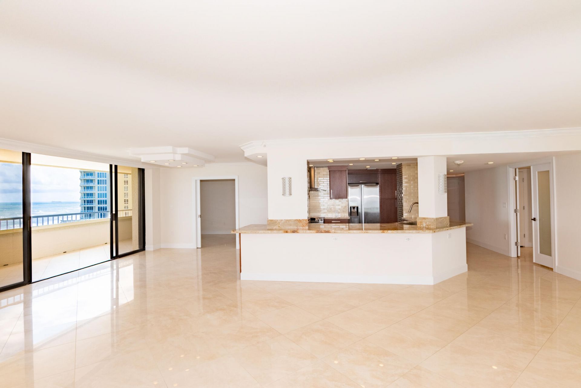 5070 N Ocean Drive, Unit 10a, Singer Island, FL 33404 Photo