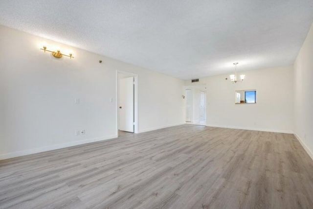 7770 Tahiti Lane, Unit 405, Lake Worth, FL 33467 Photo