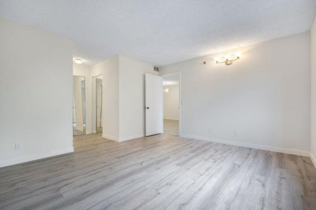 7770 Tahiti Lane, Unit 405, Lake Worth, FL 33467 Photo