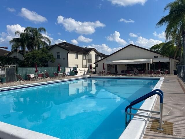 7770 Tahiti Lane, Unit 405, Lake Worth, FL 33467 Photo