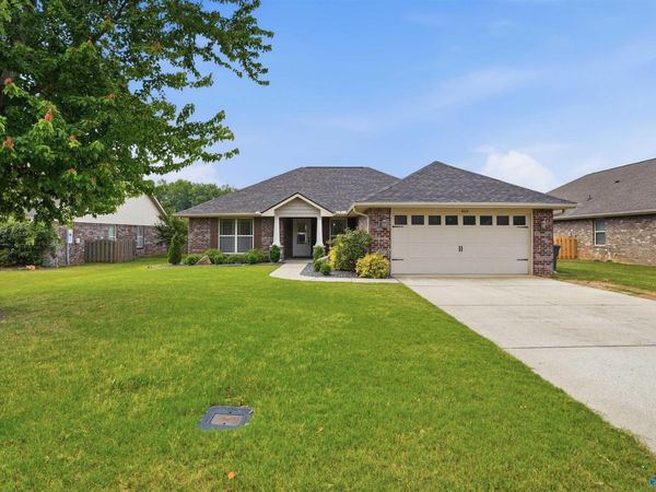4614 Carrington Blvd, Owens Cross Roads, AL 35763