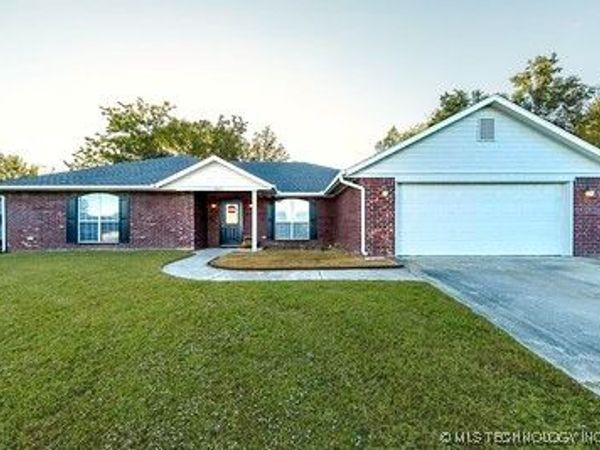 1605 N Preakness, Sallisaw, OK 74955