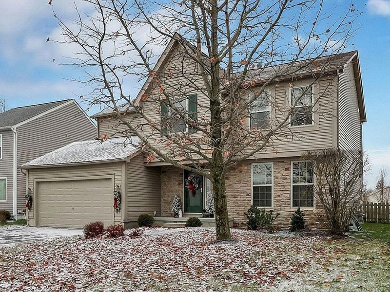 1601 Morrison Farms Drive, Blacklick, OH 43004 Photo 2