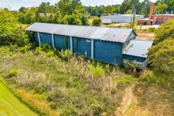 537 S Main Street  photo 4