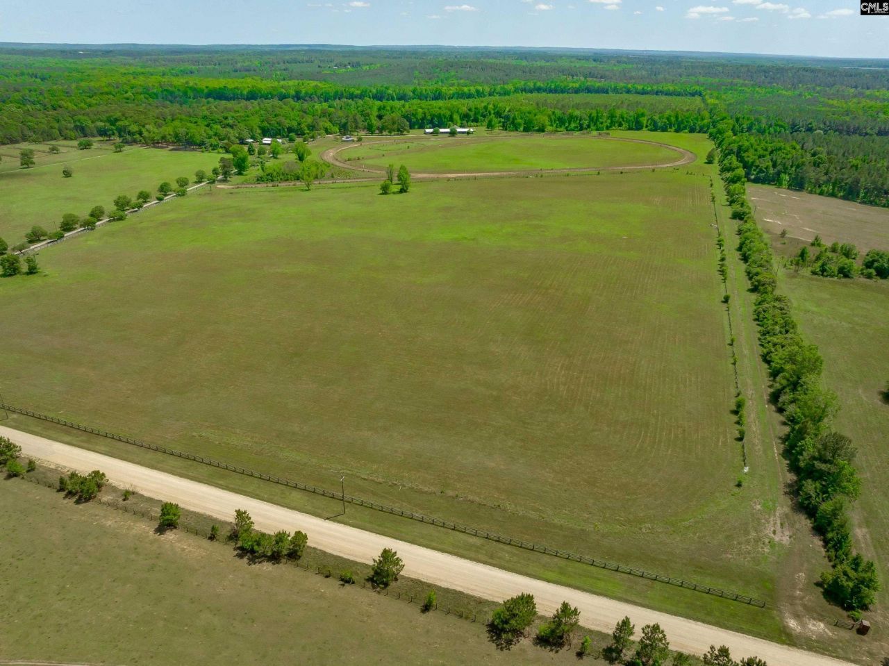 377 Sweet Street Photo 9