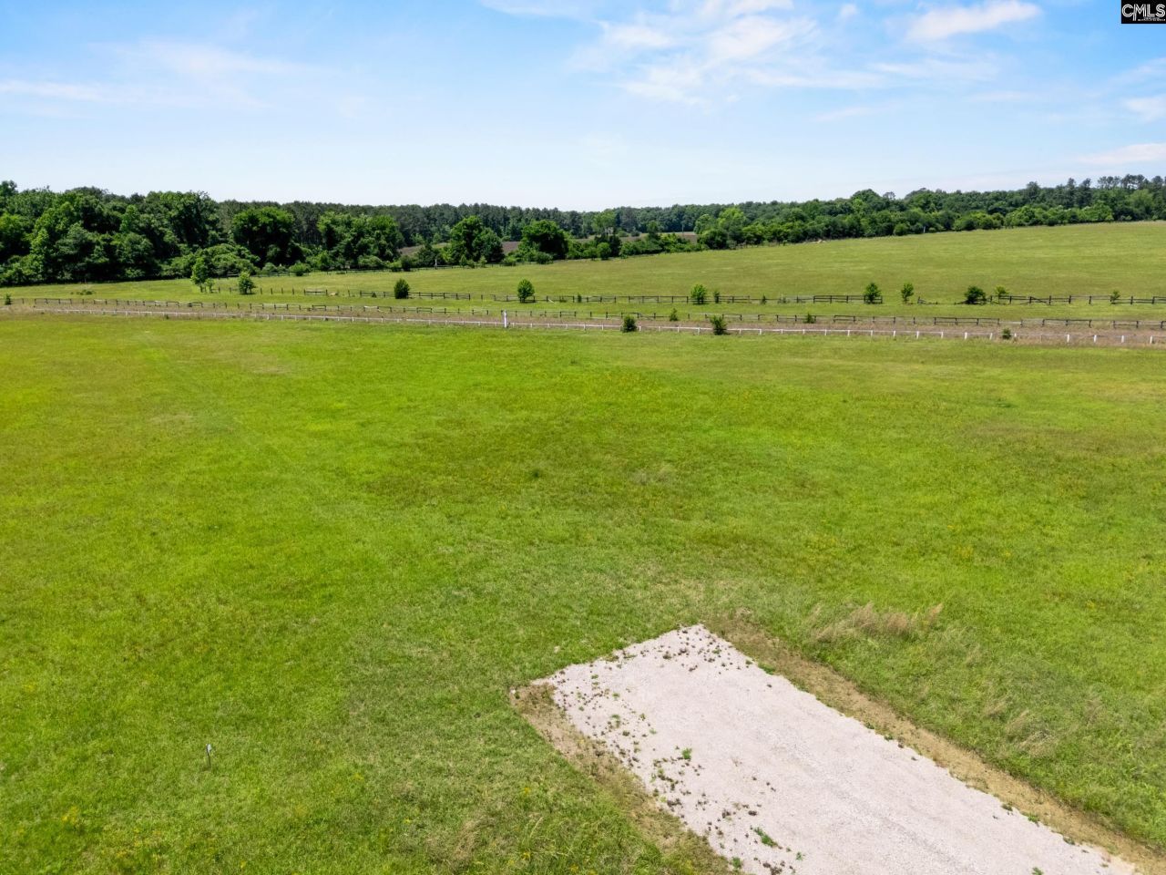 361 Sweet Street  Photo 4