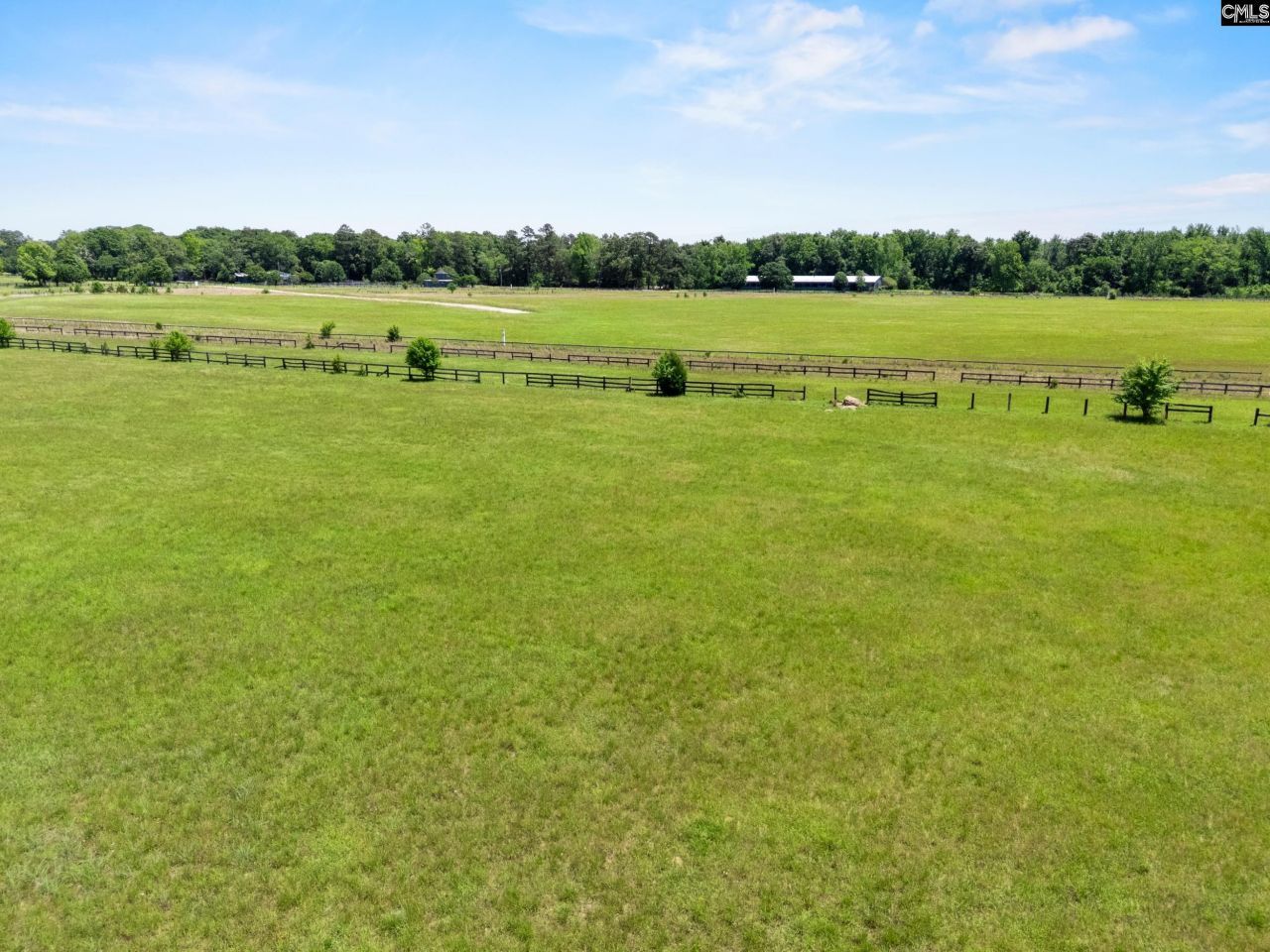 361 Sweet Street  Photo 7