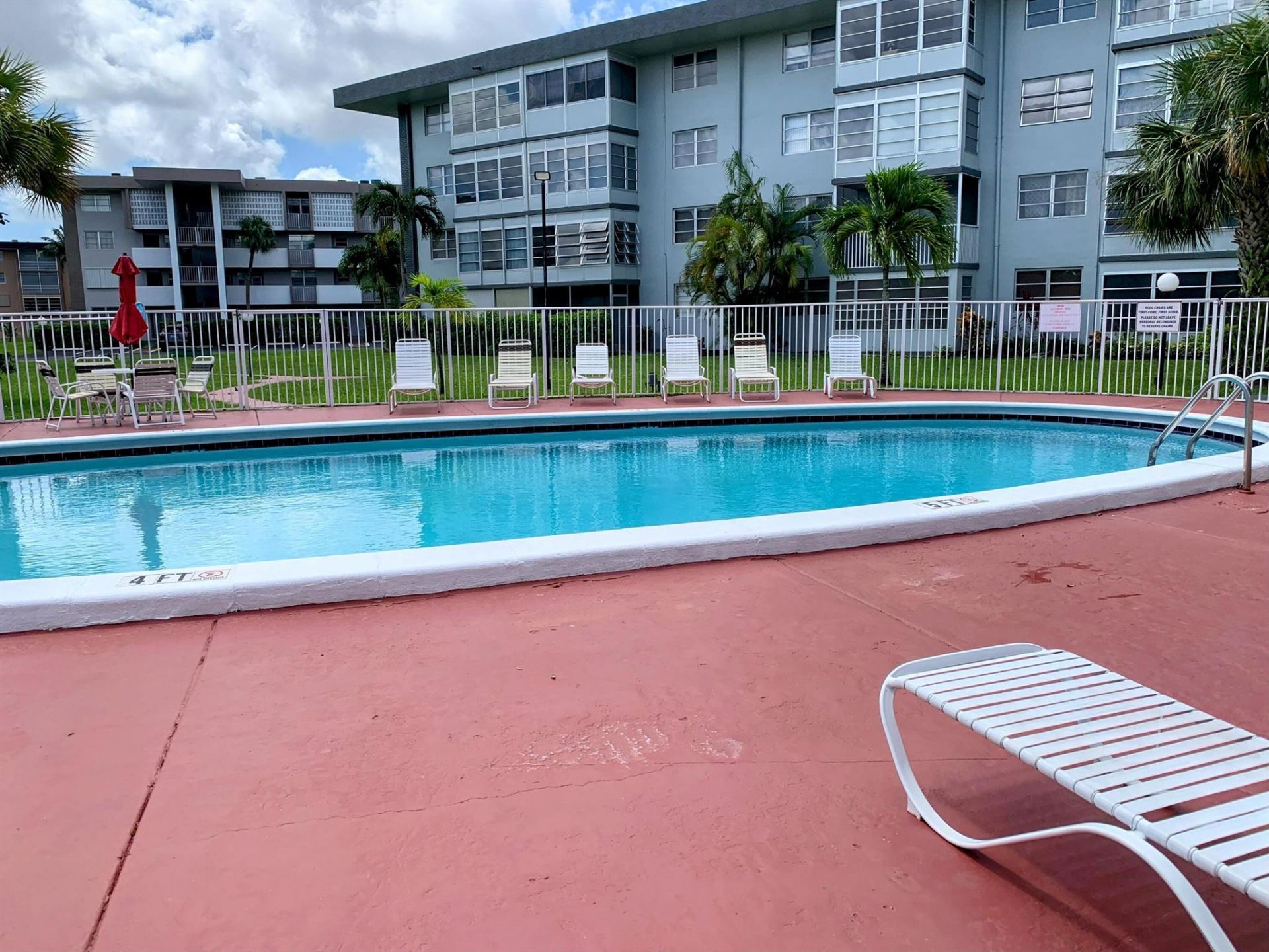 2800 NW 47th Terrace, Unit 304b, Lauderdale Lakes, FL 33313 Photo
