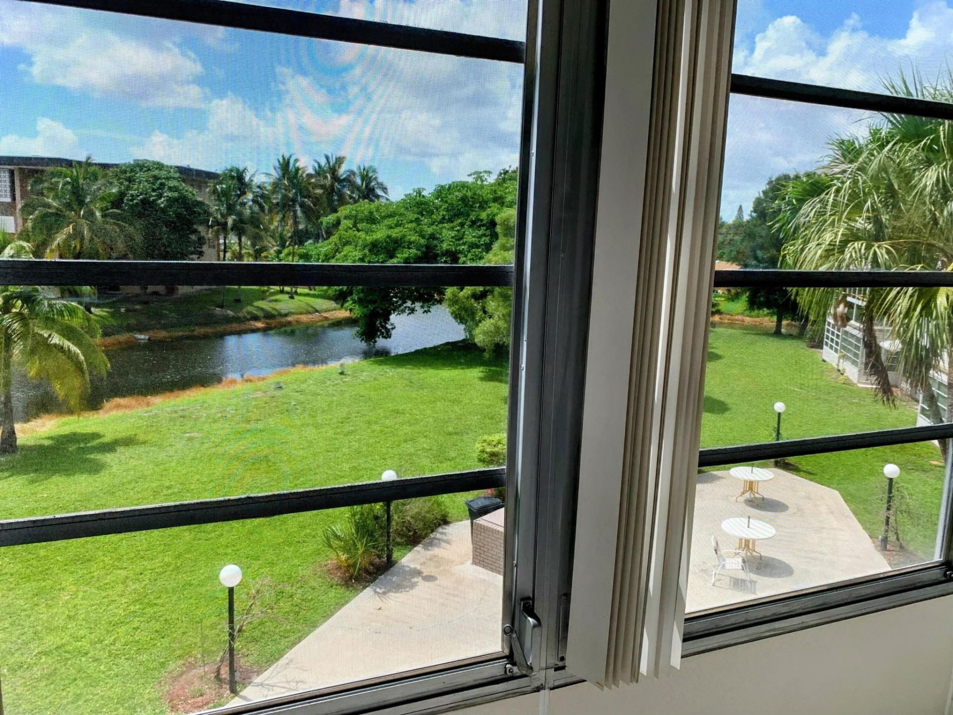 2800 NW 47th Terrace, Unit 304b, Lauderdale Lakes, FL 33313 Photo