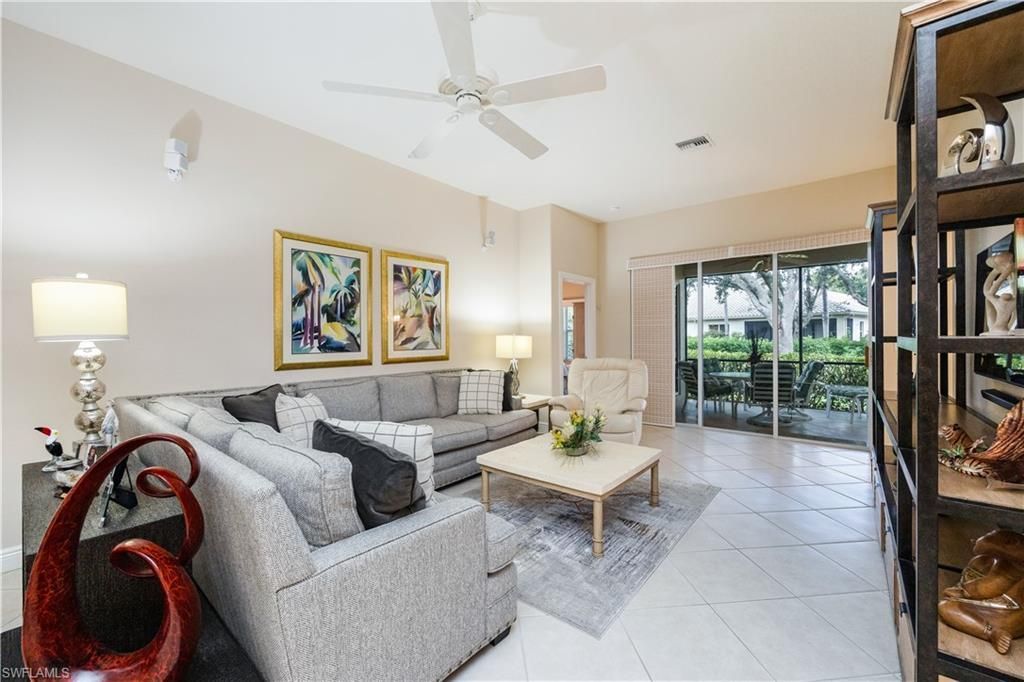 913 Vistana Cir, Unit 7, Naples, FL 34119 Photo