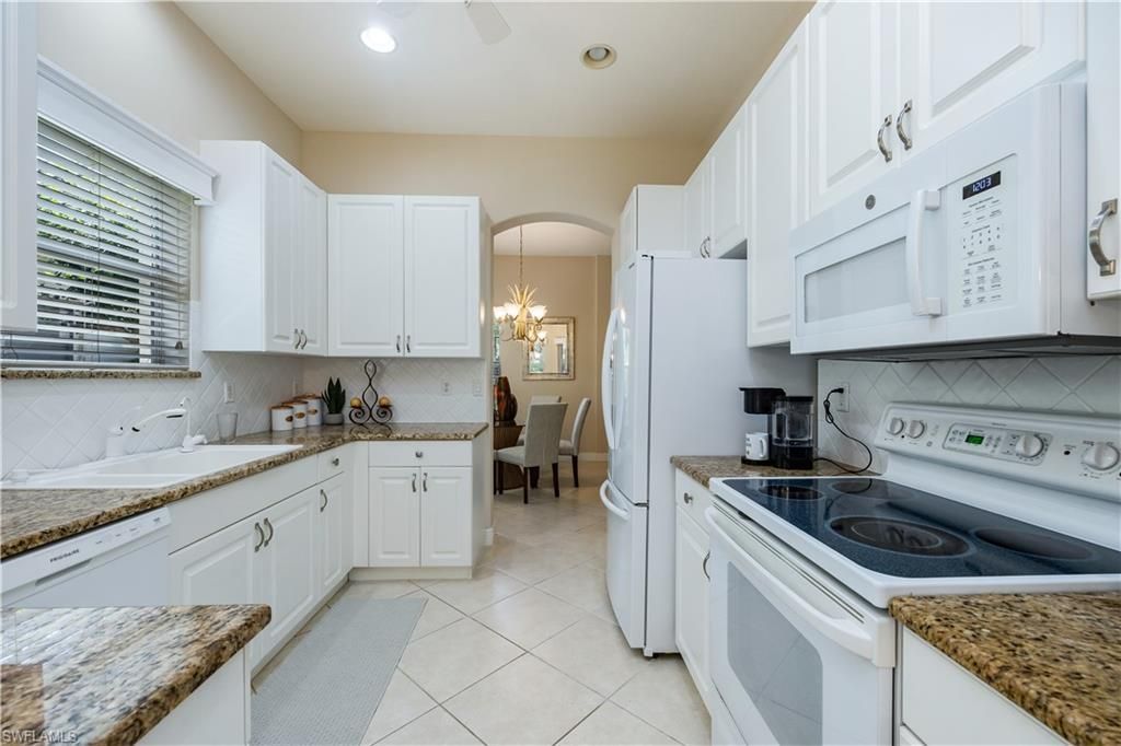 913 Vistana Cir, Unit 7, Naples, FL 34119 Photo