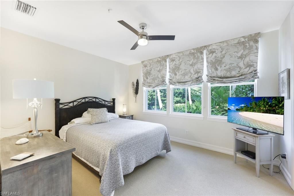 2662 Bolero Dr, Unit 10, Naples, FL 34109 Photo