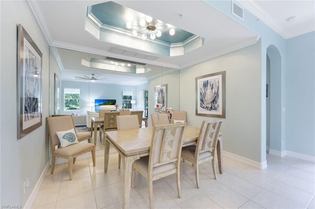 2662 Bolero Dr, Unit 10, Naples, FL 34109 Photo