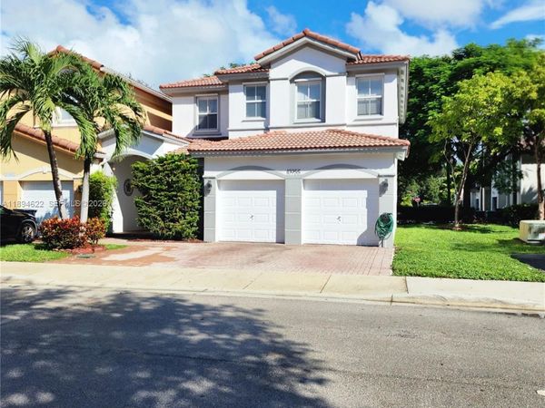 10955 NW 87th Ln, Unit 10955, Doral, FL 33178