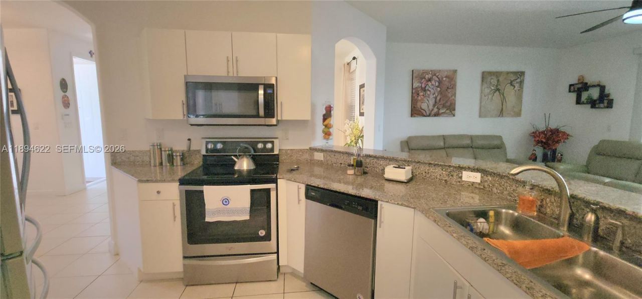 10955 NW 87th Ln, Unit 10955, Doral, FL 33178 Photo