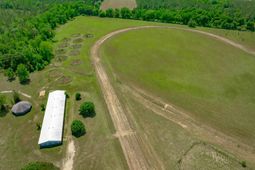 369 Sweet Street photo 4