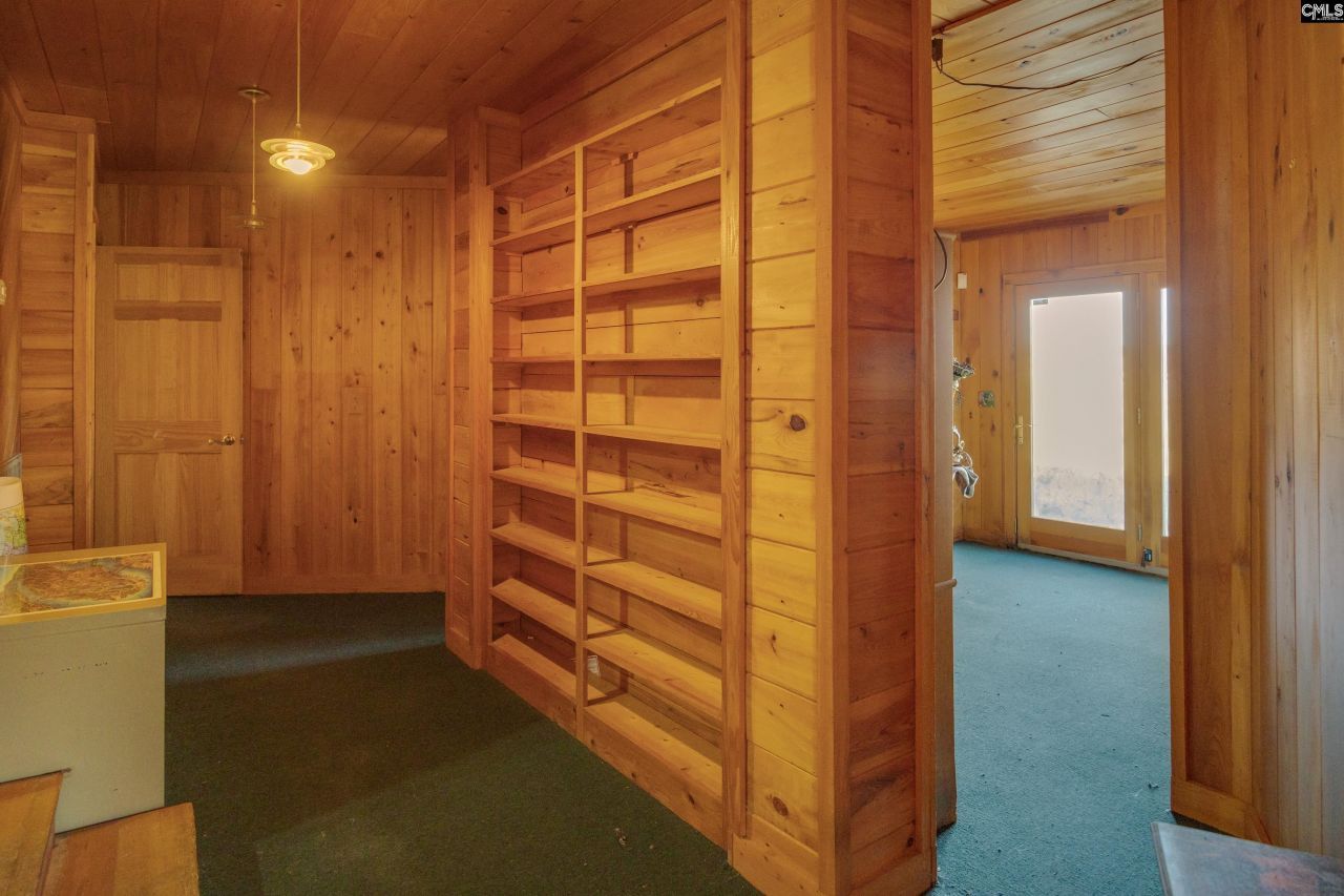 369 Sweet Street Photo 36