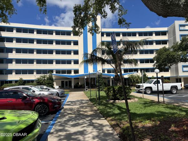 1224 S Peninsula Drive, Unit 201, Daytona Beach, FL 32118