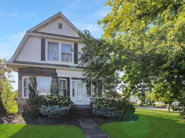 229 W 4th Street, Port Clinton, OH 43452