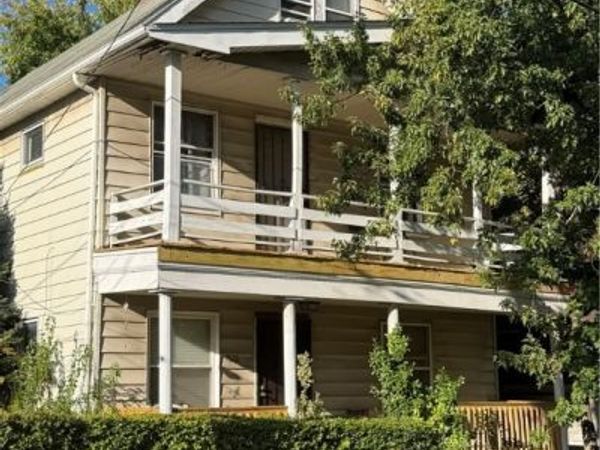 7528 Ottawa Road, Cleveland, OH 44105