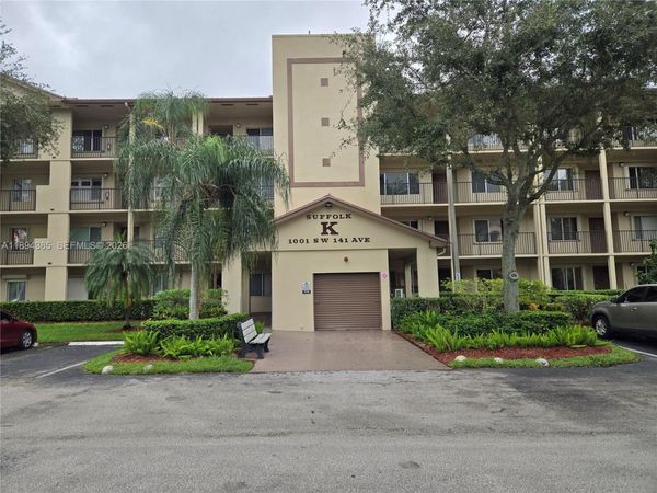 1001 SW 141st Ave, Unit 412K, Pembroke Pines, FL 33027