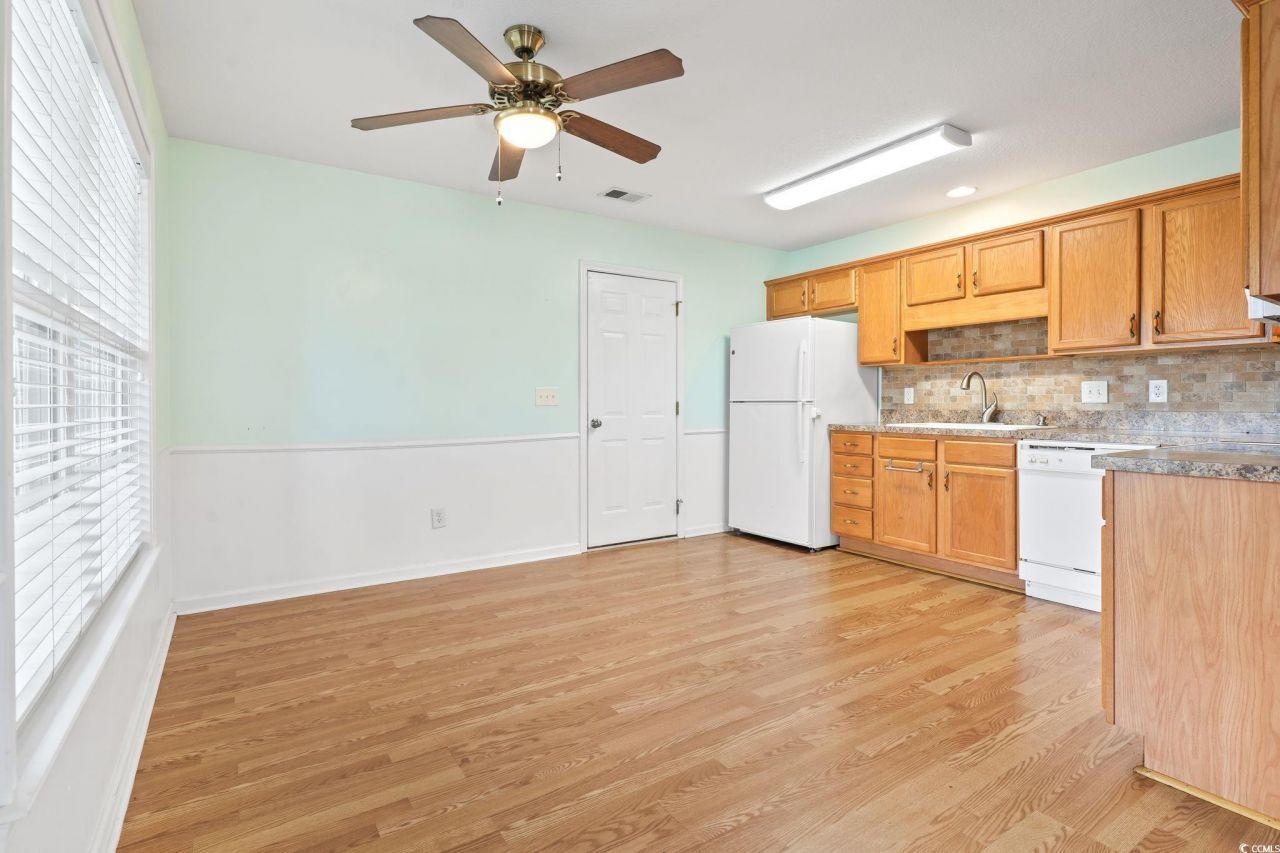 434 Oak Crest Circle Photo 12