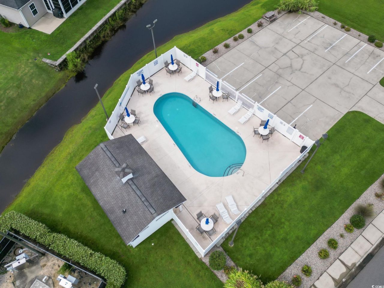 434 Oak Crest Circle Photo 34