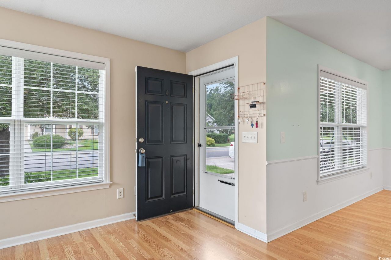 434 Oak Crest Circle Photo 7