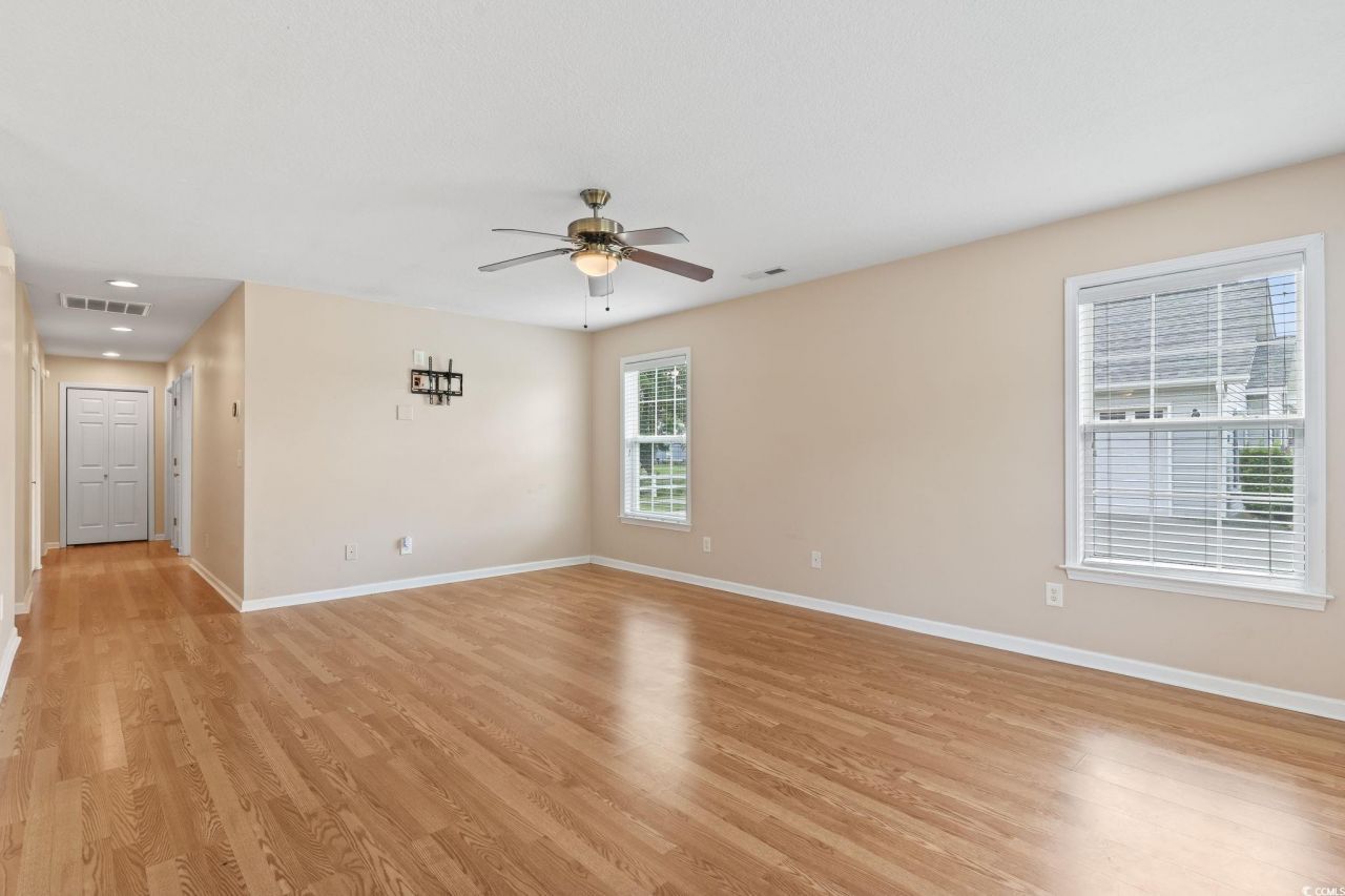 434 Oak Crest Circle Photo 8