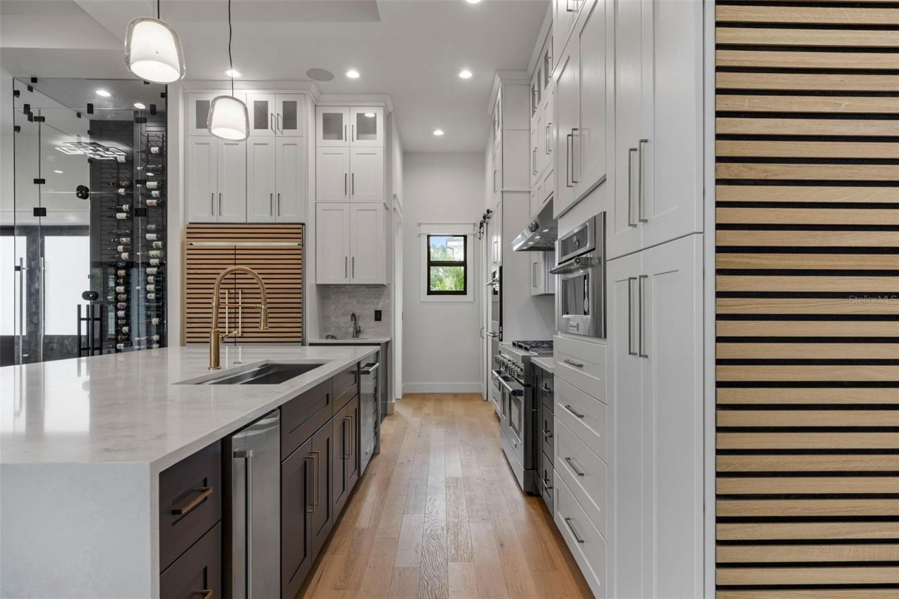 3701 S Lynwood Avenue, Tampa, FL 33611 Photo