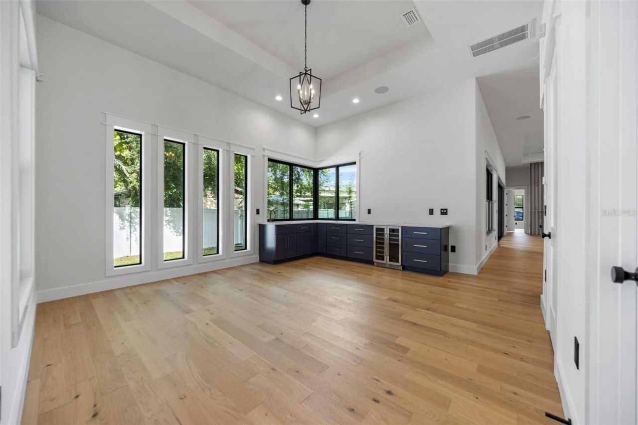 3701 S Lynwood Avenue, Tampa, FL 33611 Photo