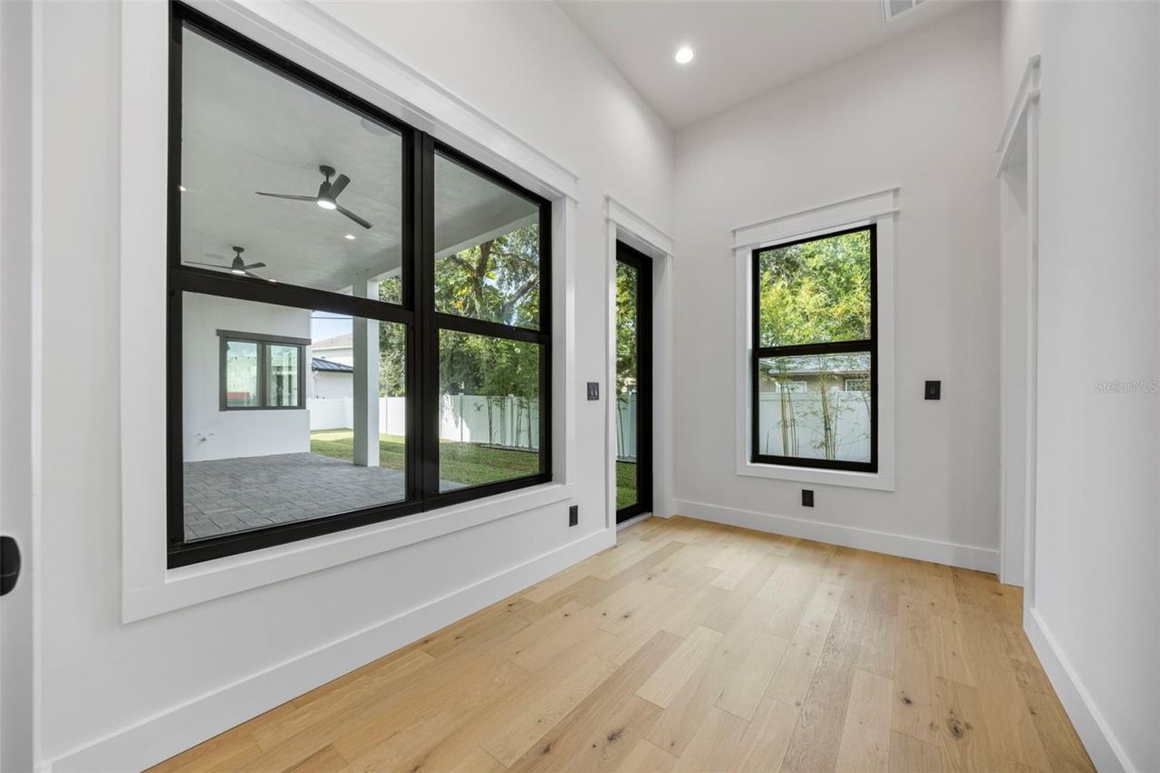 3701 S Lynwood Avenue, Tampa, FL 33611 Photo