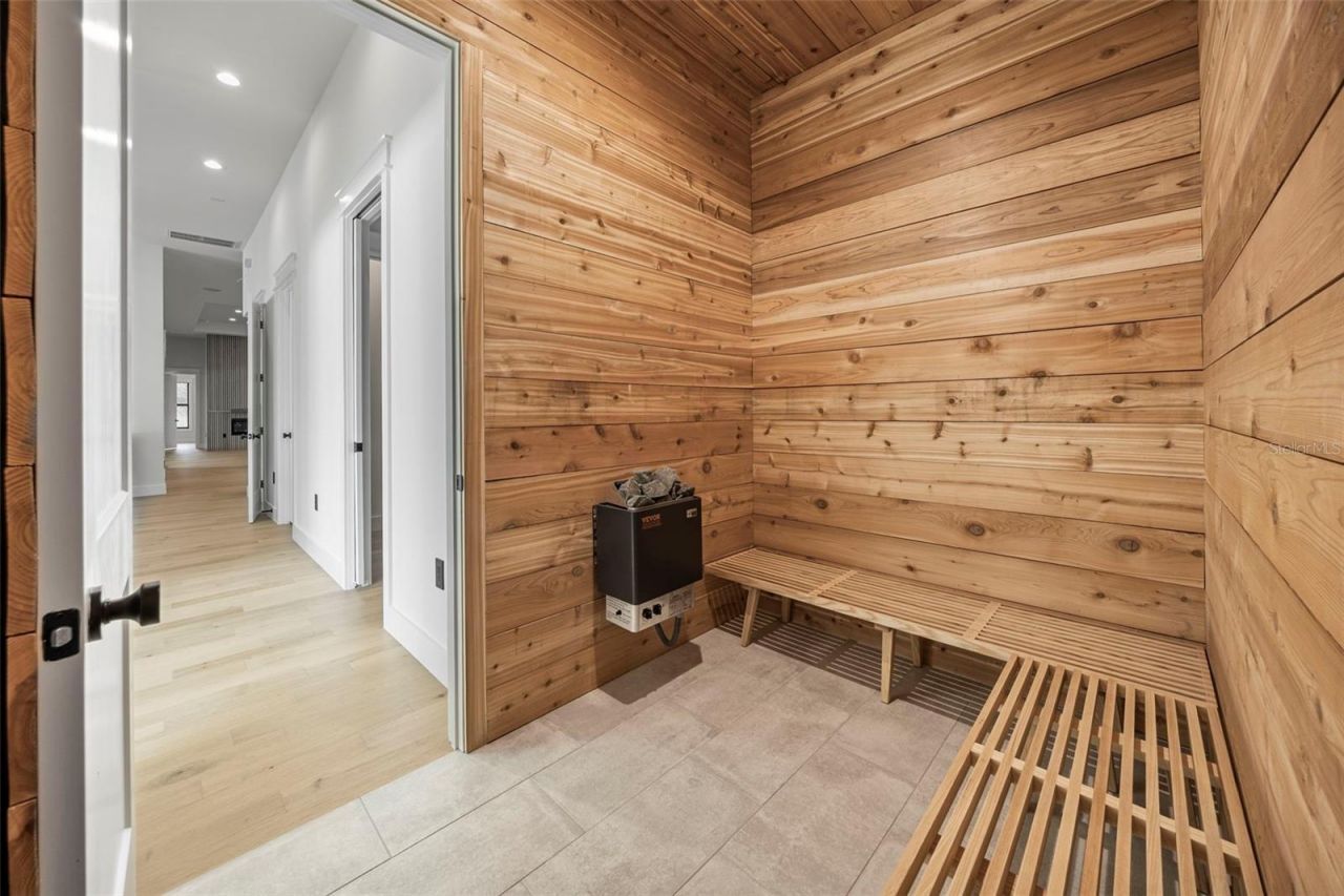 3701 S Lynwood Avenue, Tampa, FL 33611 Photo